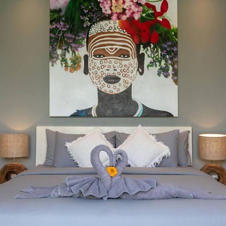 4 Bd Villa With Large Garden, Pool In Seminyak Bagian luar foto