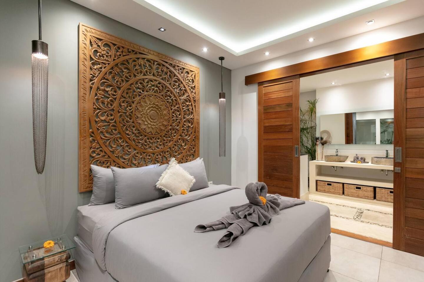 4 Bd Villa With Large Garden, Pool In Seminyak Bagian luar foto